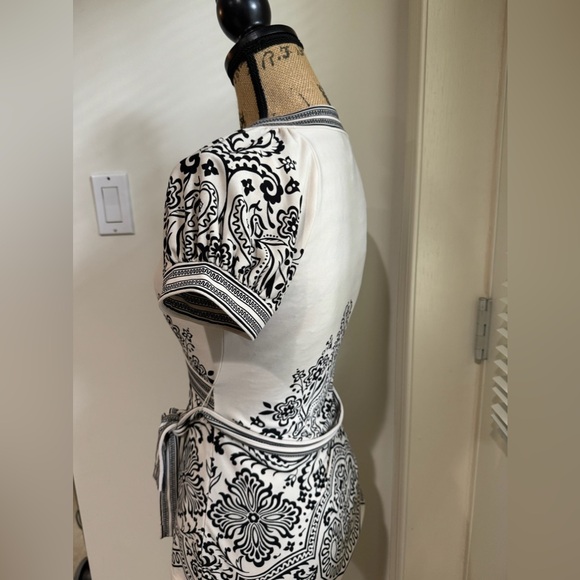 BCBGMaxAzria size S faux wrap black and white top - Picture 5 of 12